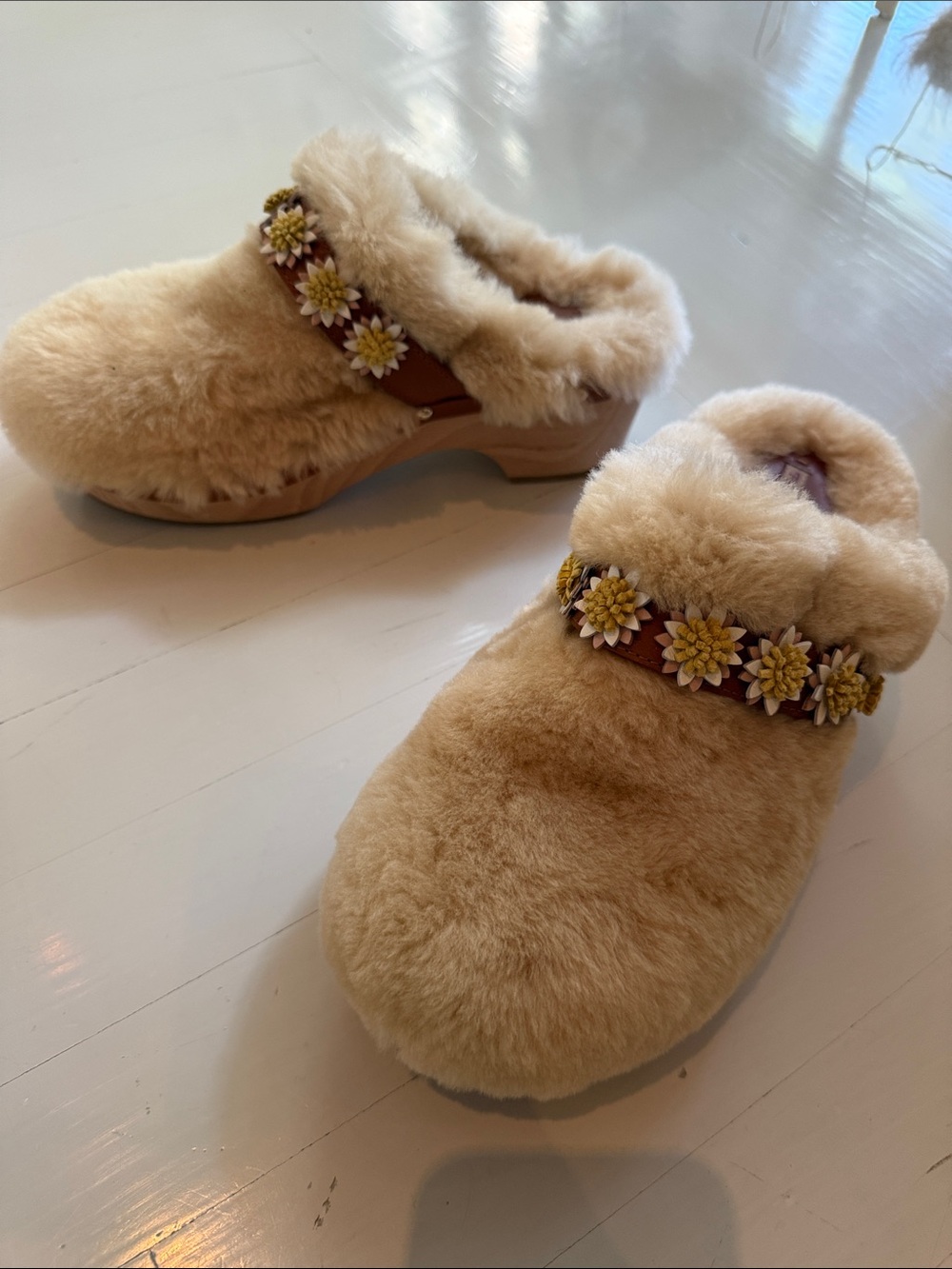 Fabrizio Viti Shearling Floral Clogs Size 38